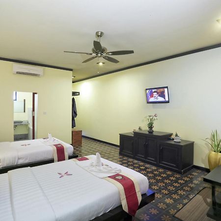 Residence Indochine Suite Сіємреап Номер фото