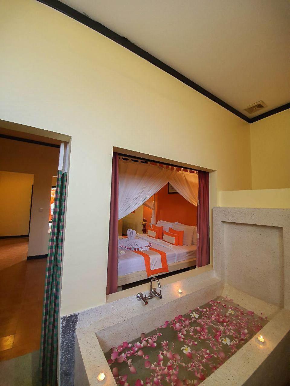 Residence Indochine Suite Сіємреап Номер фото