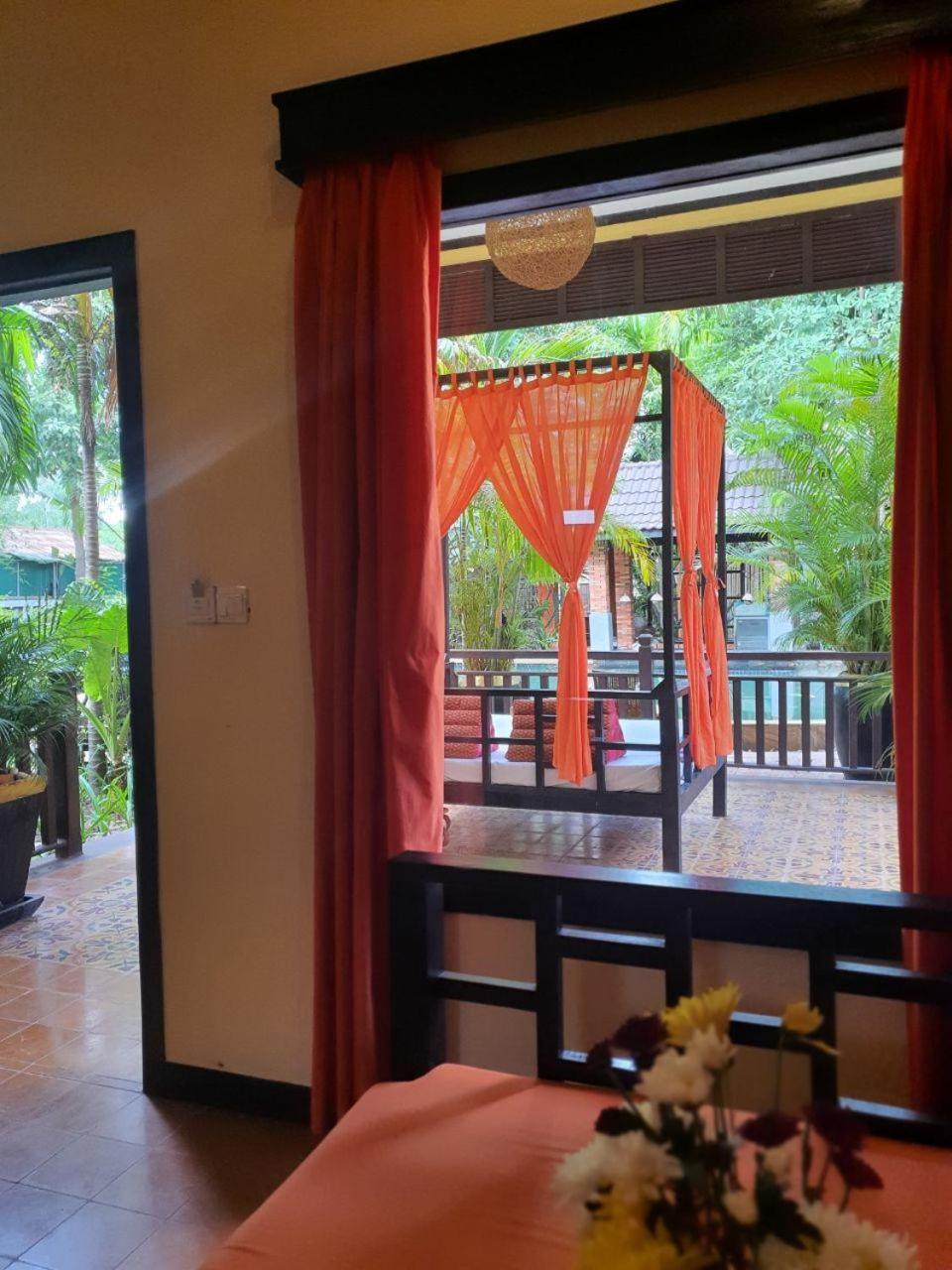 Residence Indochine Suite Сіємреап Номер фото