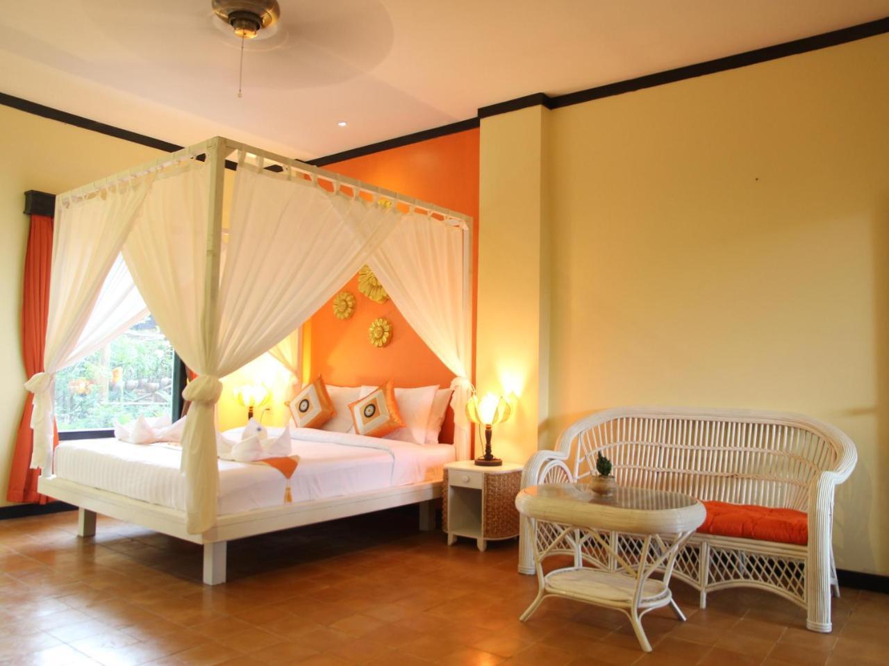 Residence Indochine Suite Сіємреап Екстер'єр фото