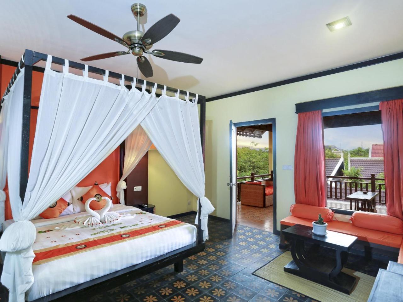Residence Indochine Suite Сіємреап Екстер'єр фото